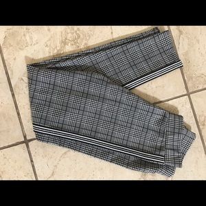 Stretchy pants fits medium